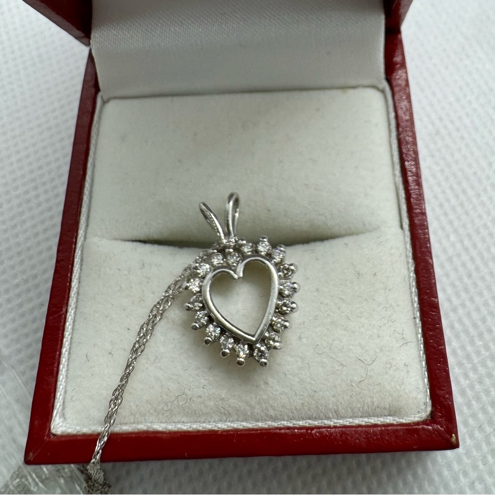 10k genuine diamond necklace